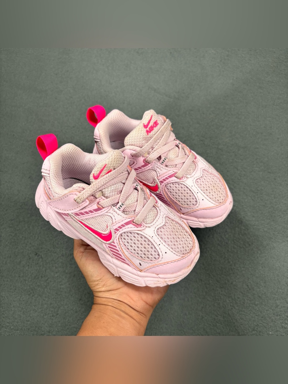 Nike Toddler Kid's V5 RNR Casual Sneakers size 8C